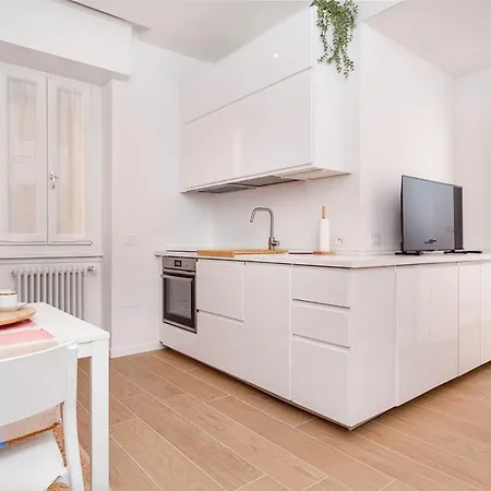 Bocconi-duomo Porta Romana Apartment Milan